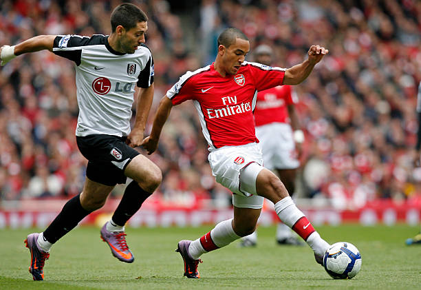 色中国队球 色中国队球